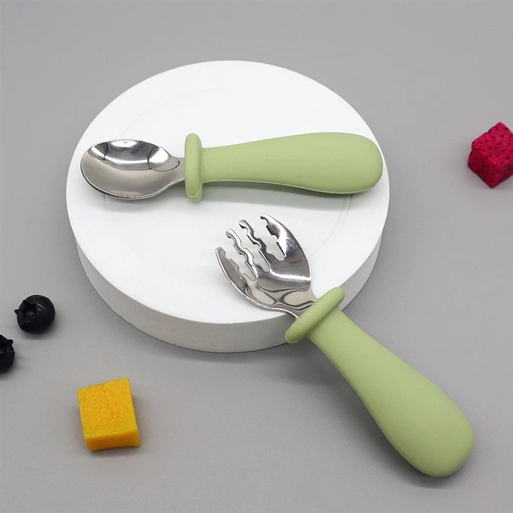 green baby spoon set